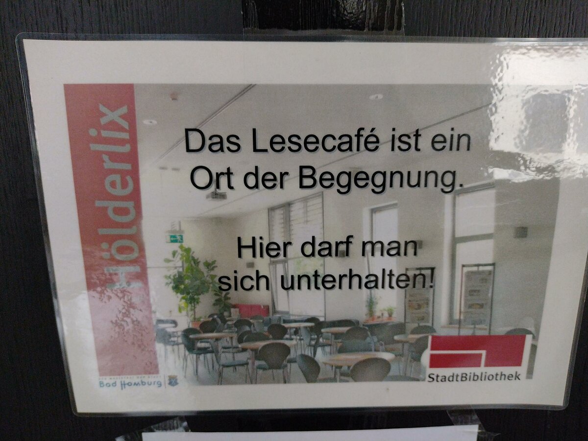 Abbildung 4: Indirekte Aufforderung durch definierend-normierende Raumbeschreibung. Foto: Daniel Penz / Stadtbibliothek Bad Homburg