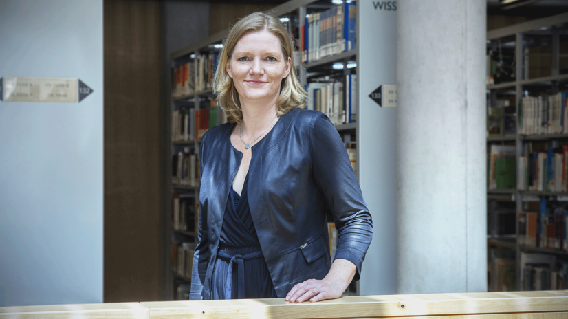 Die Vertreter/-innen der Mitgliedsbibliotheken des dbv wählten Antje Theise zur neuen Bundesvorsitzenden. Foto: ITMZ | Universität Rostock