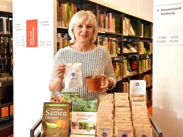 Karin Schoppe, Projektleiterin der Saatgutbibliothek der Städtischen Bibliotheken Dresden.