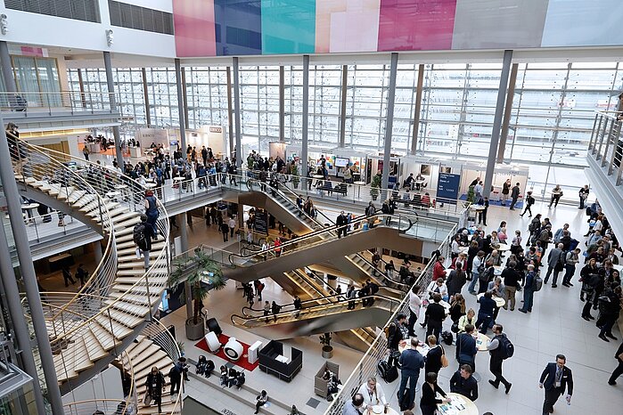 Das Foto zeigt eine Innenaufnahme des Kongresszentrums in Leipzig während des 7. Bibliothekskongresses in Leipzig.