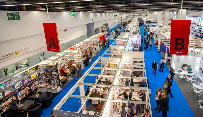 Gedruckte und digitale Medien und Informationen in Hülle und Fülle: Die diesjährige Frankfurter Buchmesse öffnet am kommenden Mittwoch. Foto: Frankfurter Buchmesse / Anett Weirauch