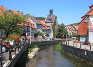 Blick-auf-die-historische-Altstadt-von-Bald-Salzdetfurth-CC-BY-SA-von-Besteckkasten-300x215.jpg