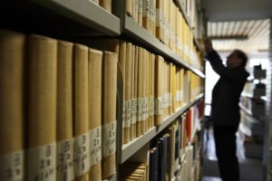 JGU_bibliothek_04_bearb-300x200.jpg