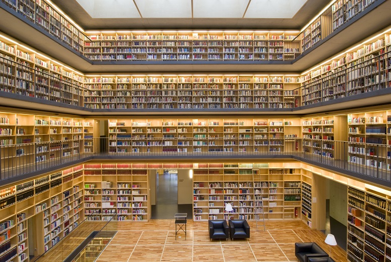 Studienzentrum_der_HAAB_bearb.jpg
